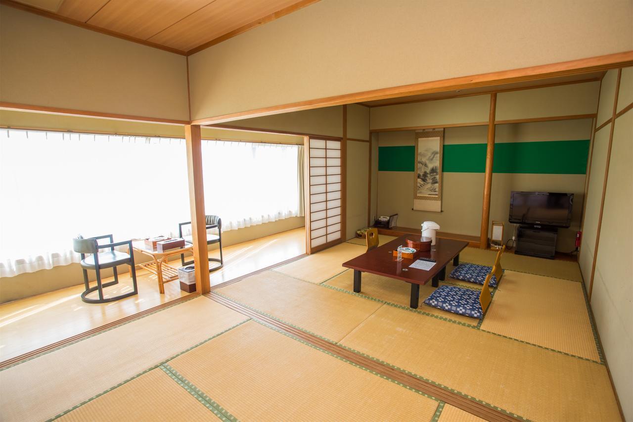 Hotel Green Hill Kagoshima Satsumasendai Buitenkant foto