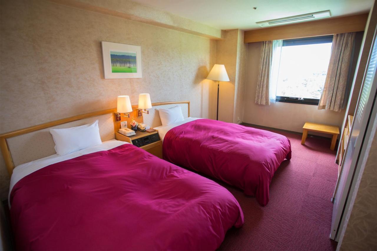 Hotel Green Hill Kagoshima Satsumasendai Buitenkant foto